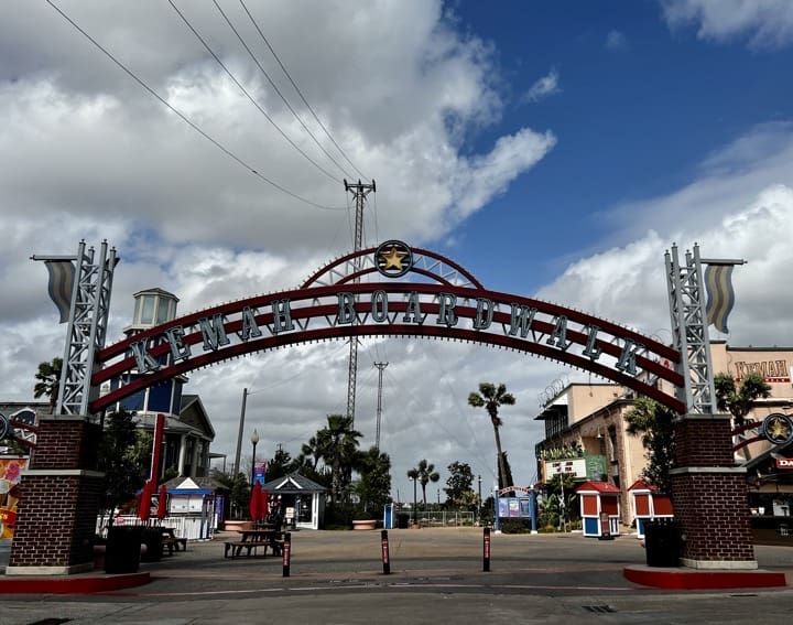 Have you visited Kemah and its famous Boardwalk?